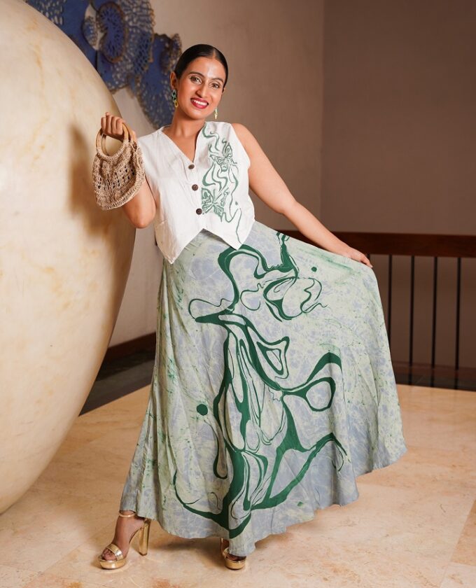 abstract line 360 skirt 3