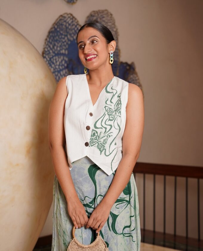 Abstract Drift 360 Skirt