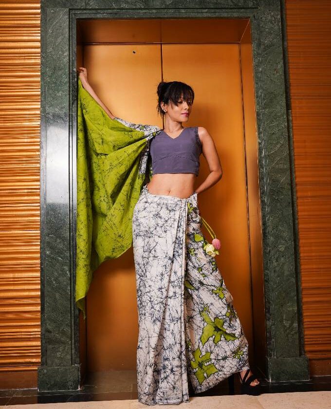 Lily floral inspired Cotton saree