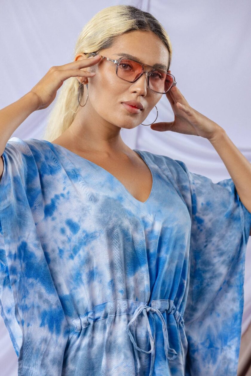 women blue color shaded short poncho 6