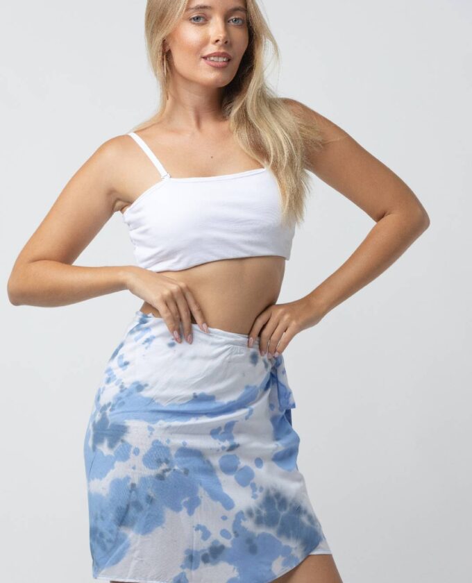 women blue color shades short wrap around 3